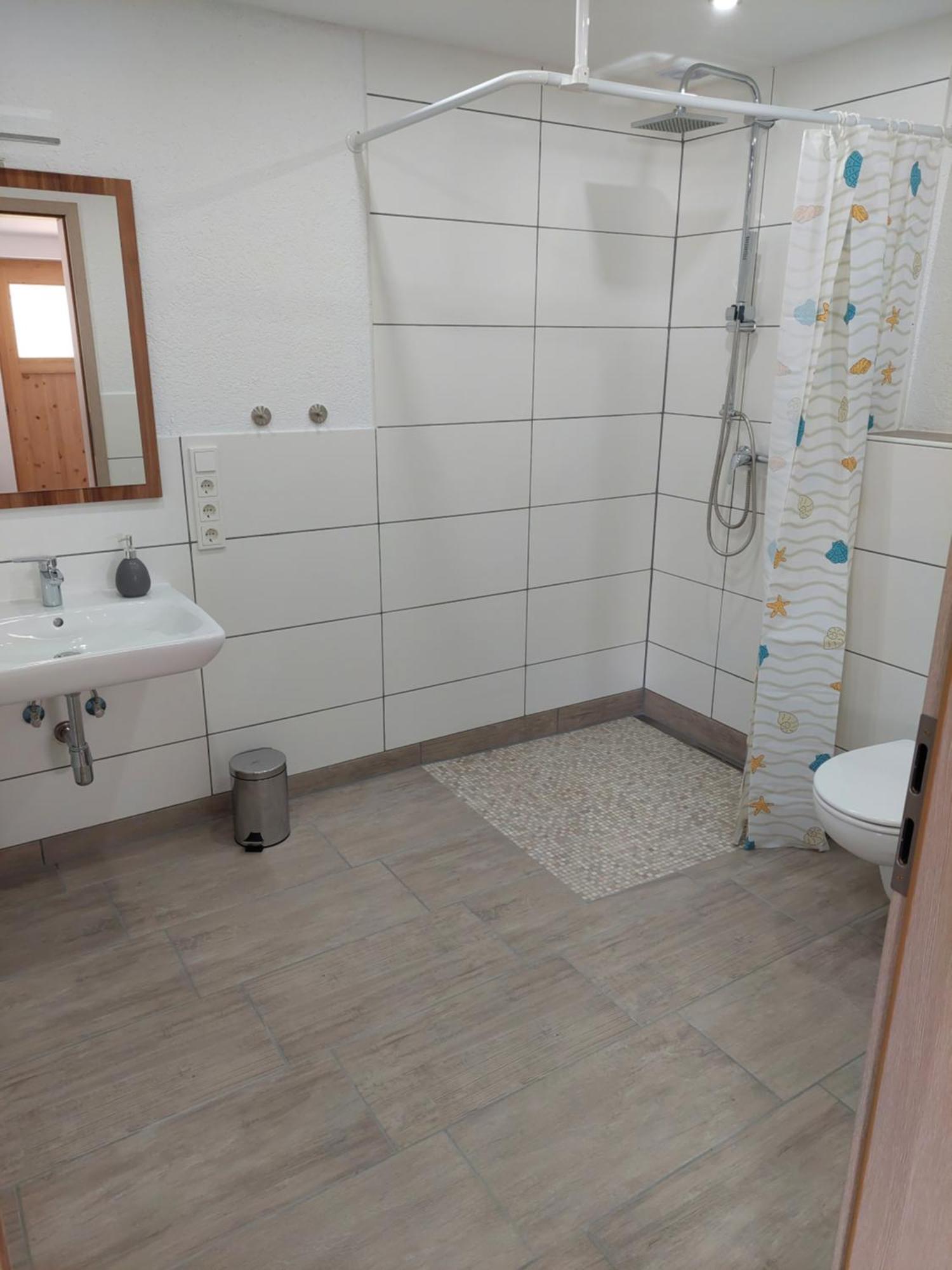 Ferienwohnungen! Kleine Bungalows Mit Terrasse! Stockhausen-Illfurth Esterno foto
